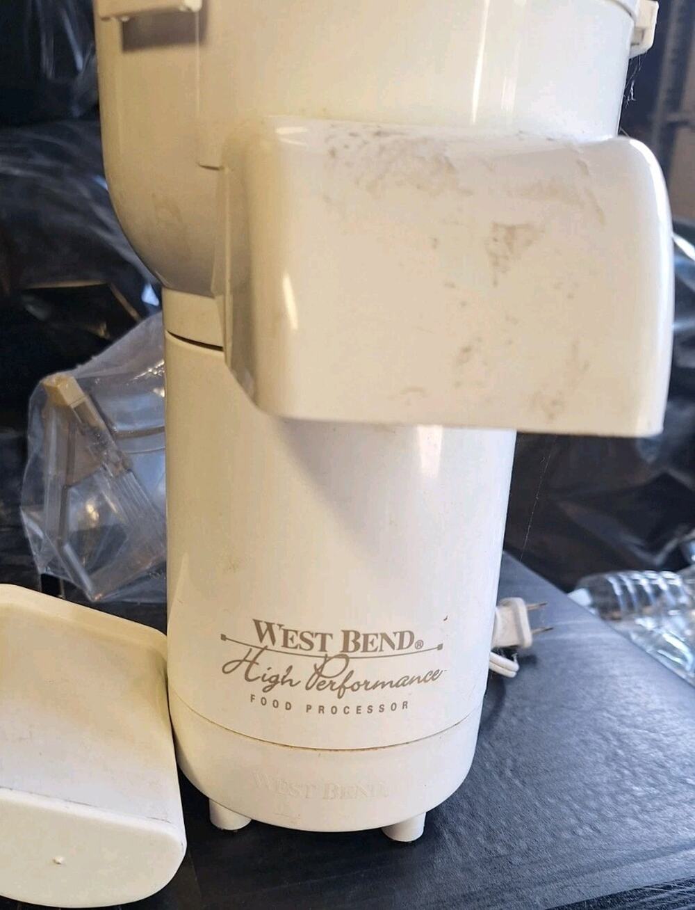 Vintage West Bend High Performance Food Processor Chopper #6500X White & Attmnts